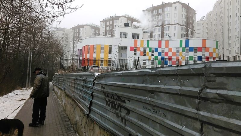 Зимний лесопарк и большая свобода для Кейси